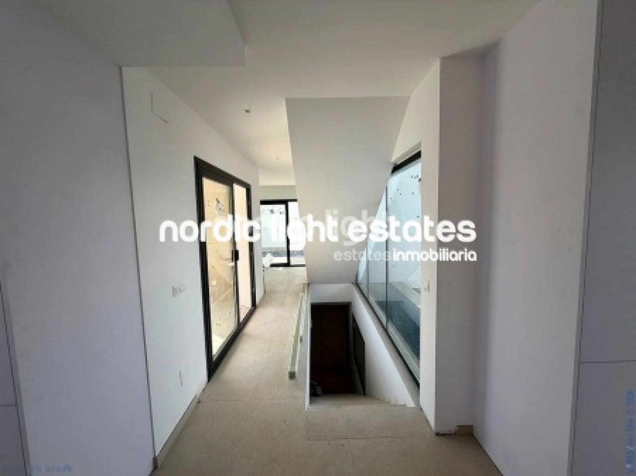 3 soveværelse Villa til salg i Nerja med swimmingpool garage - € 795.000 (Ref: 8826414)