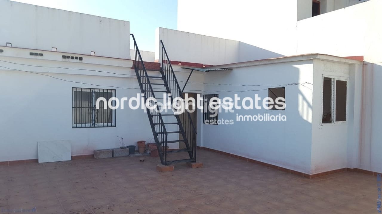 3 makuuhuone Paritalo myytävänä paikassa Algarrobo mukana 
autotalli - 250 000 € (Ref: 8840145)