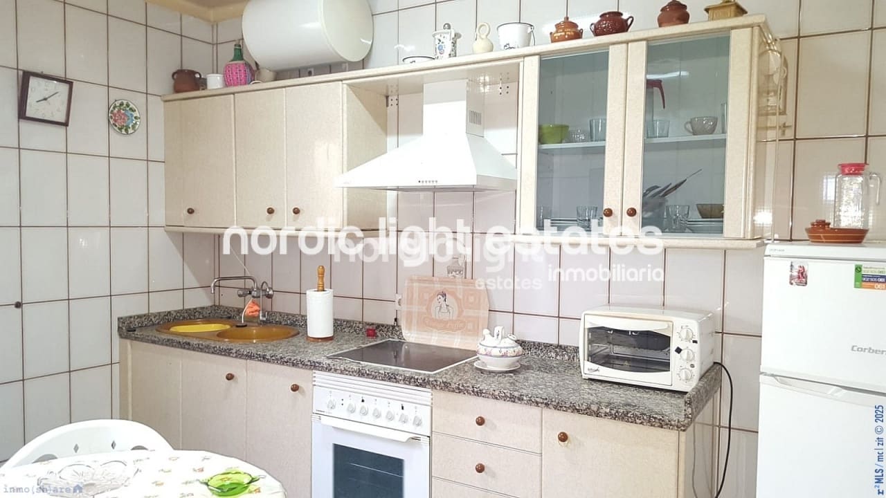 3 makuuhuone Paritalo myytävänä paikassa Algarrobo mukana 
autotalli - 250 000 € (Ref: 8840145)