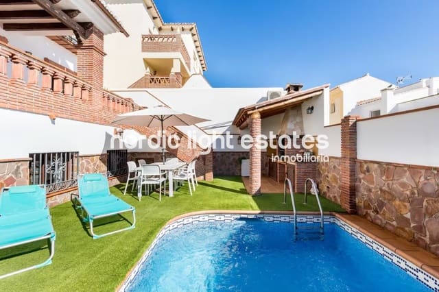 Apartamento de 2 habitaciones en Nerja en alquiler con piscina garaje - 870 € (Ref: 8840146)