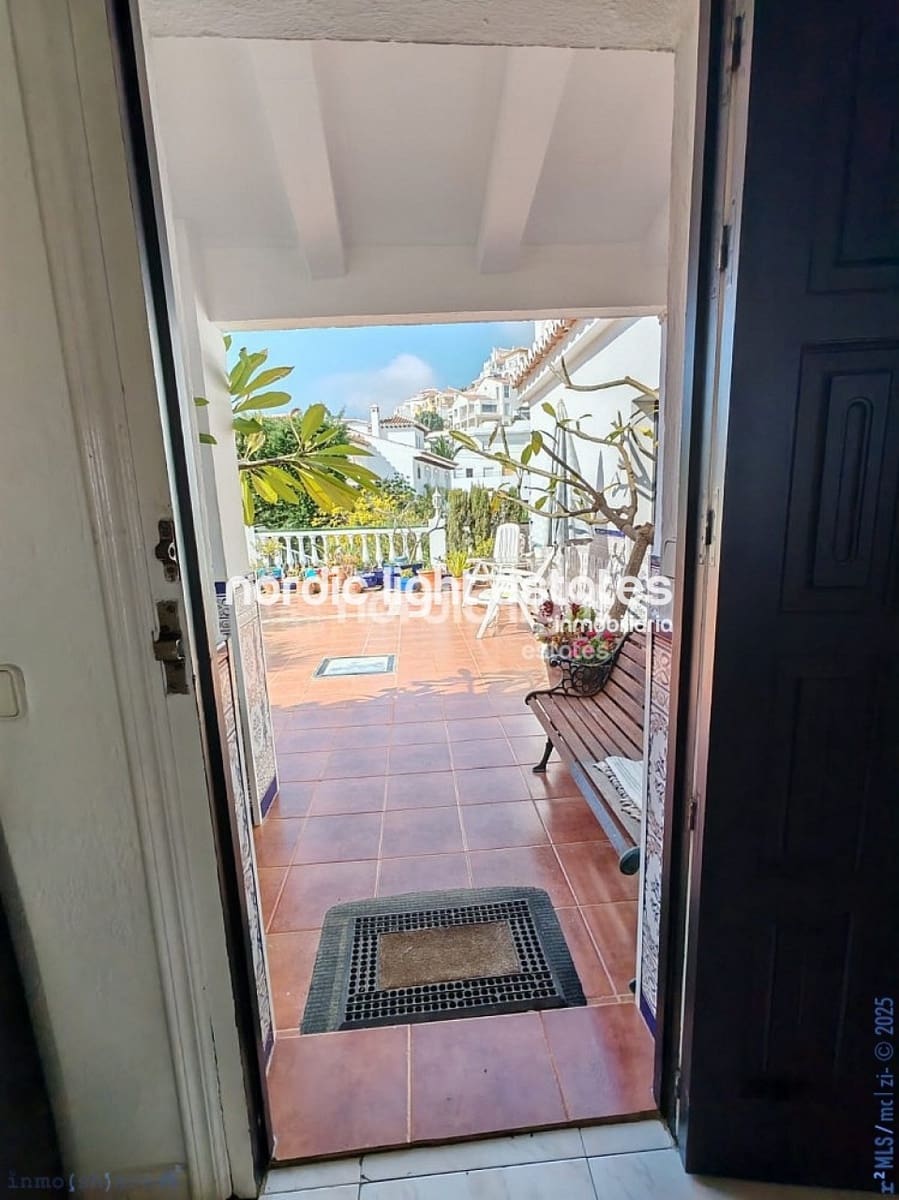 5 chambre Villa/Maison à vendre à Nerja avec piscine - 1 095 000 € (Ref: 8846052)