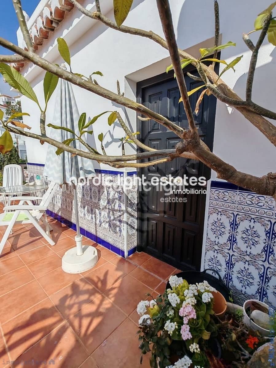 5 chambre Villa/Maison à vendre à Nerja avec piscine - 1 095 000 € (Ref: 8846052)