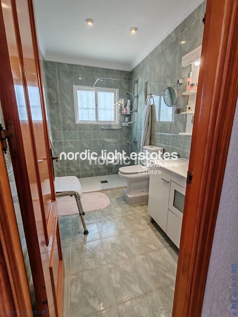 5 chambre Villa/Maison à vendre à Nerja avec piscine - 1 095 000 € (Ref: 8846052)