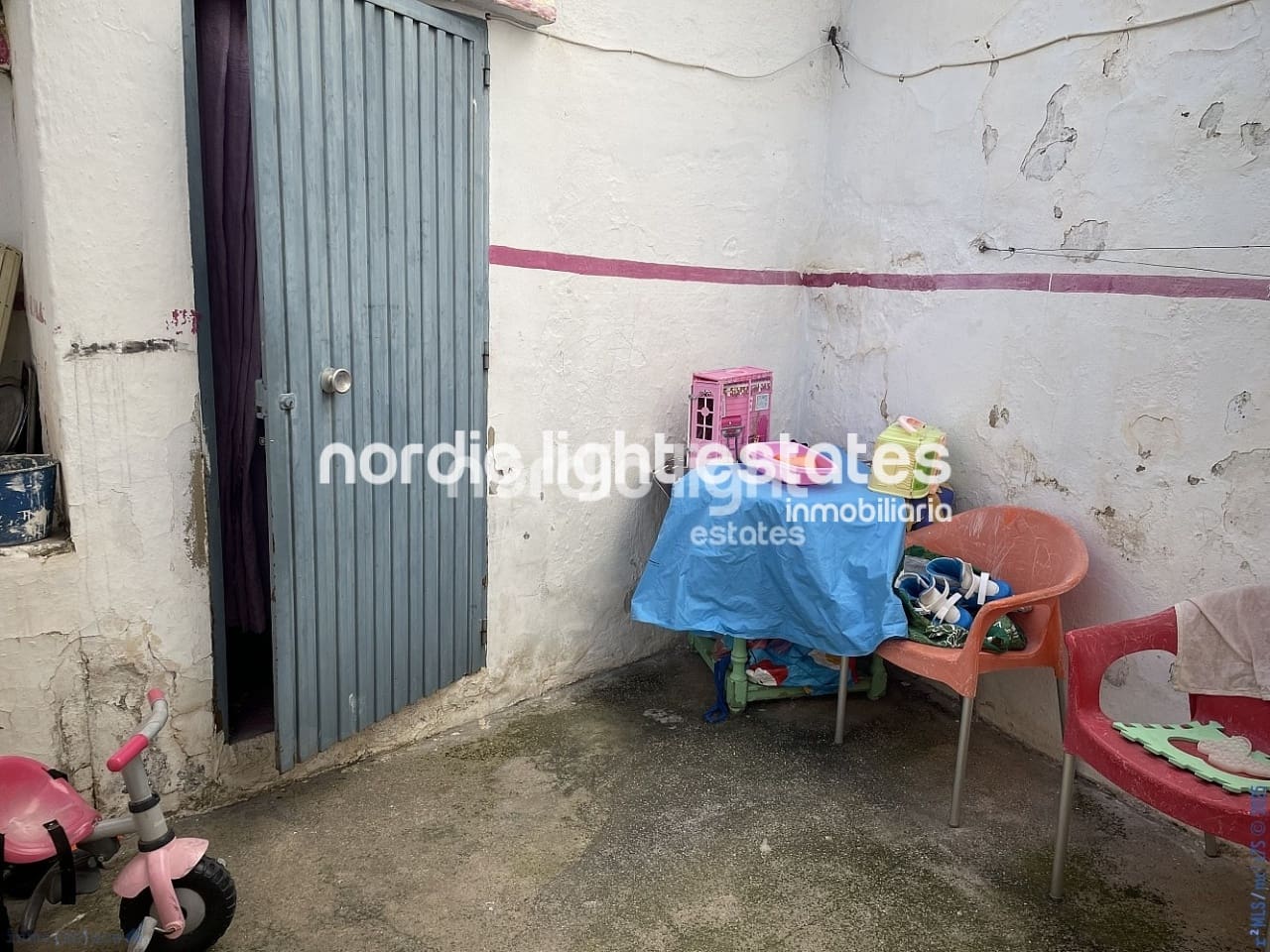 2 soveværelse Semi-Rækkehus til salg i Torrox - € 105.000 (Ref: 8850504)