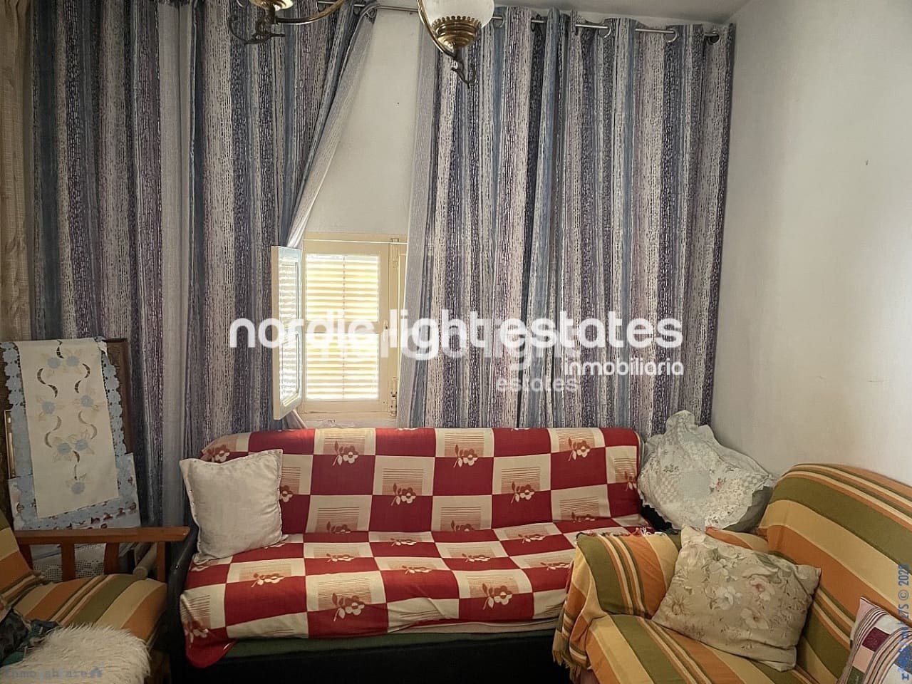 2 soveværelse Semi-Rækkehus til salg i Torrox - € 105.000 (Ref: 8850504)