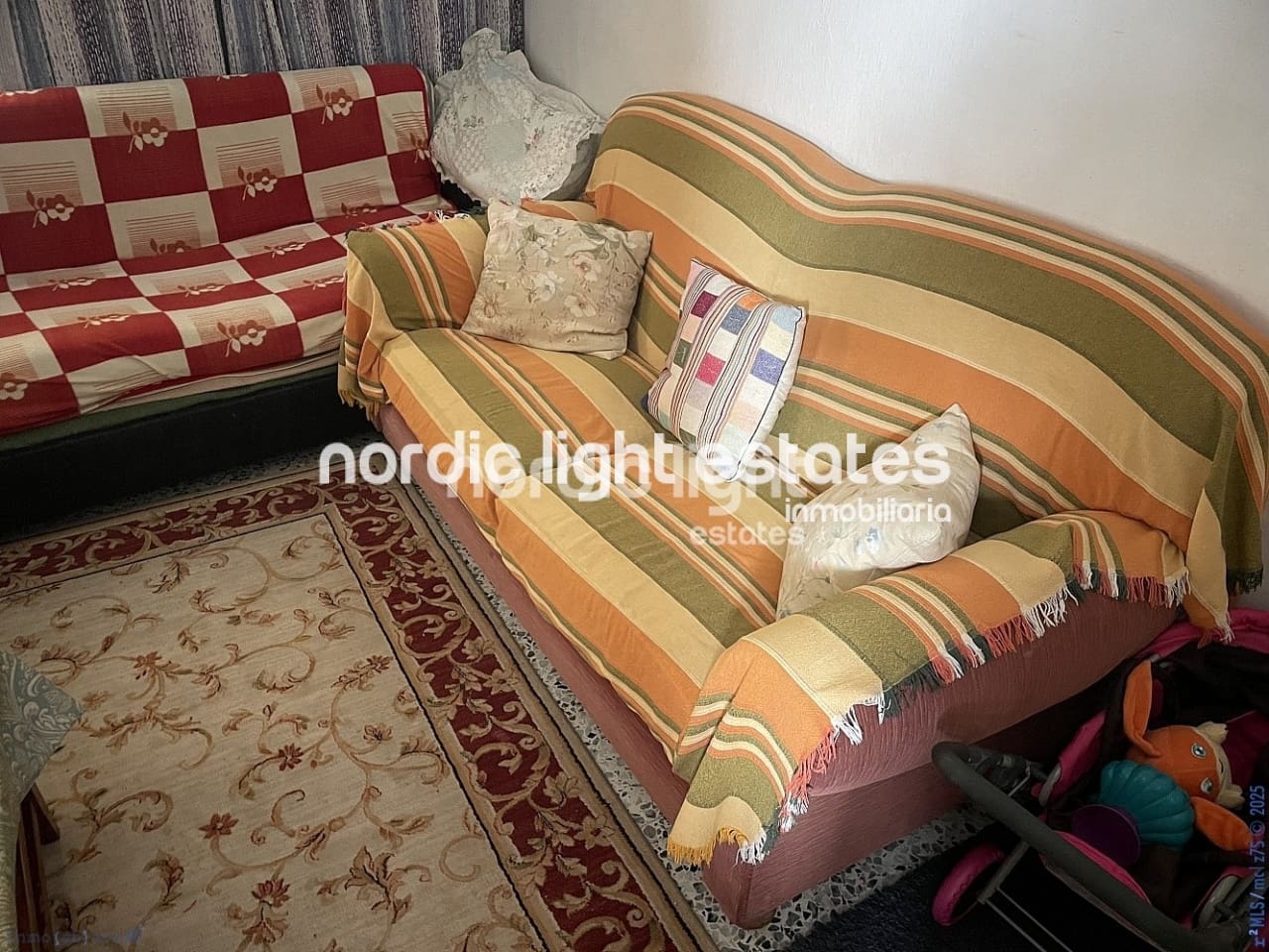 2 soveværelse Semi-Rækkehus til salg i Torrox - € 105.000 (Ref: 8850504)