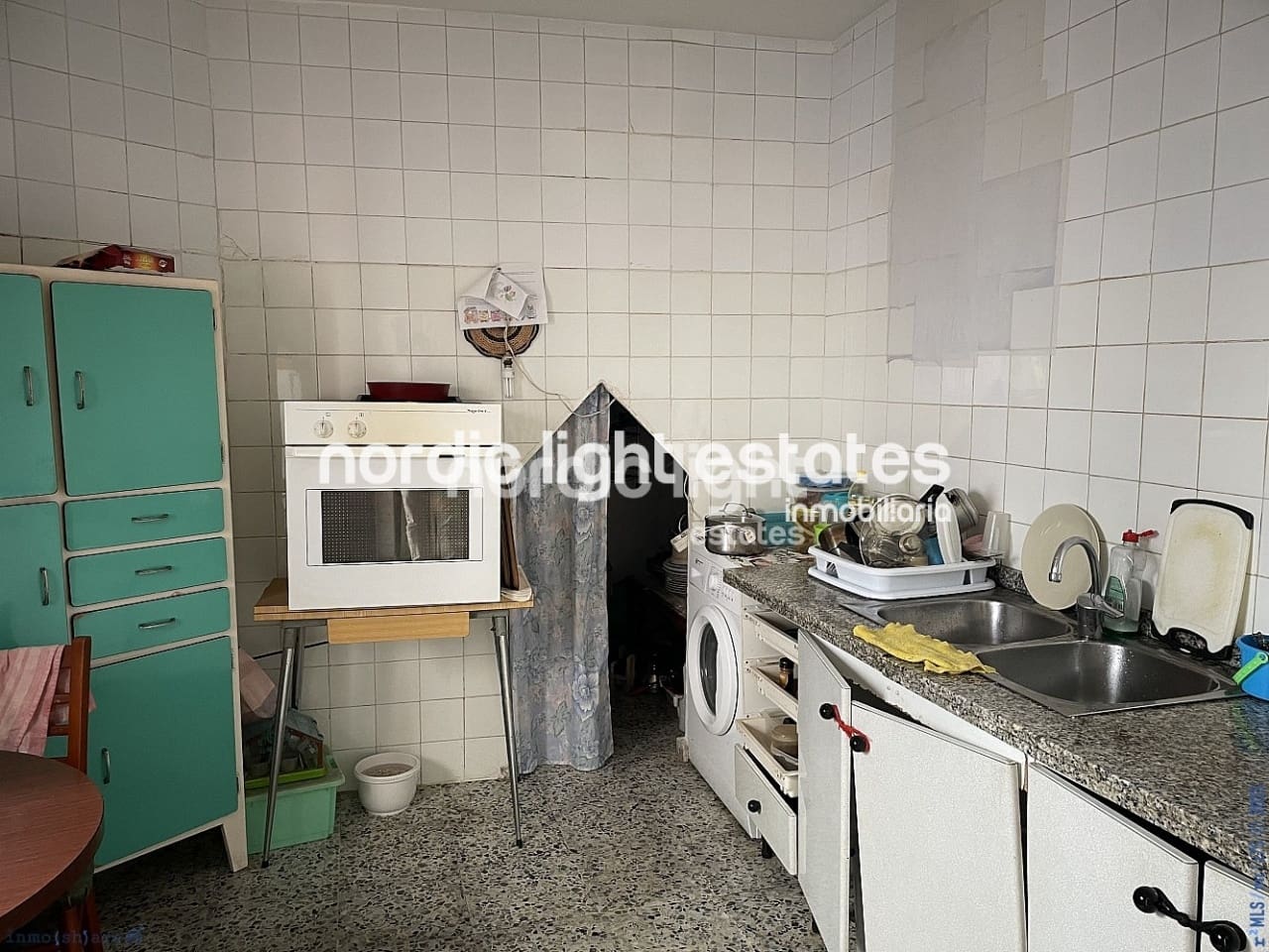 2 soveværelse Semi-Rækkehus til salg i Torrox - € 105.000 (Ref: 8850504)