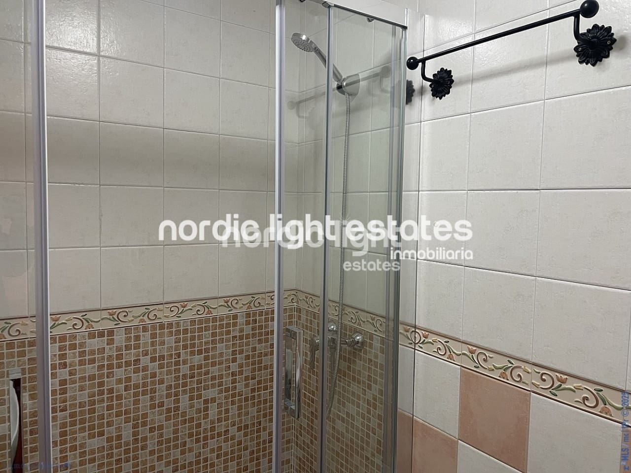 2 camera da letto Villetta Bifamiliare in vendita in Nerja con piscina - 300.000 € (Rif: 8868194)