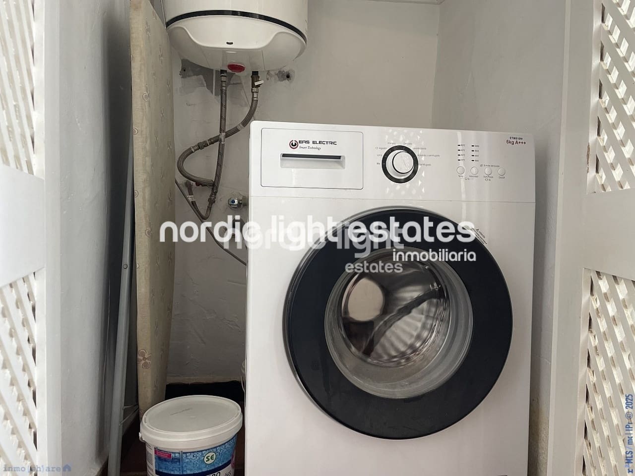 2 camera da letto Villetta Bifamiliare in vendita in Nerja con piscina - 300.000 € (Rif: 8868194)