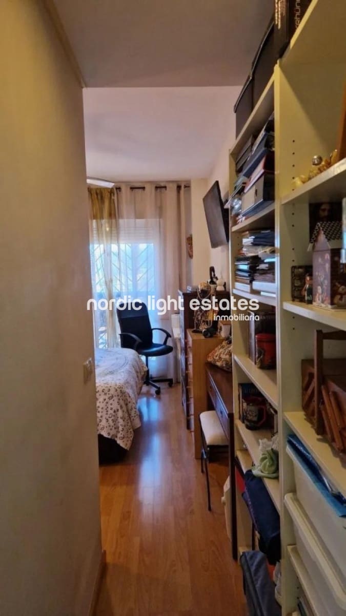 3 slaapkamer Appartement te koop in Malaga stad met zwembad garage - € 520.000 (Ref: 8918445)