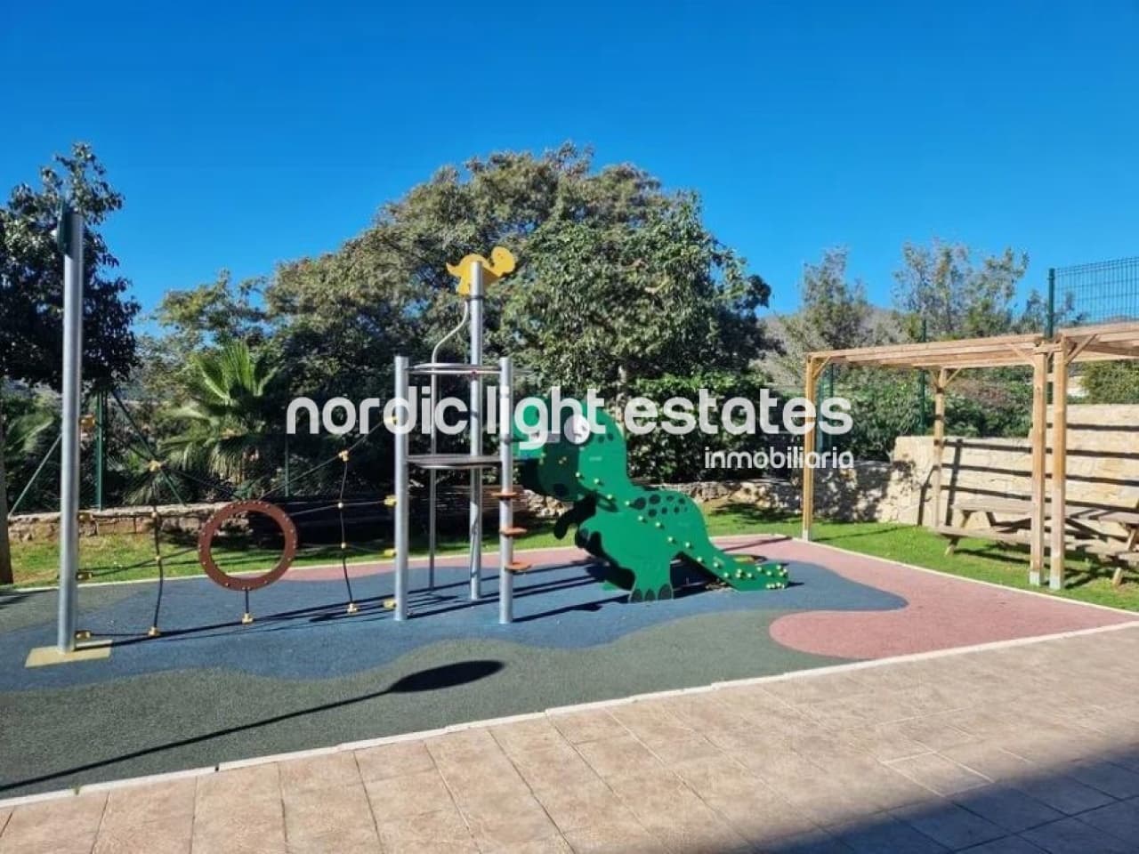 3 slaapkamer Appartement te koop in Malaga stad met zwembad garage - € 520.000 (Ref: 8918445)