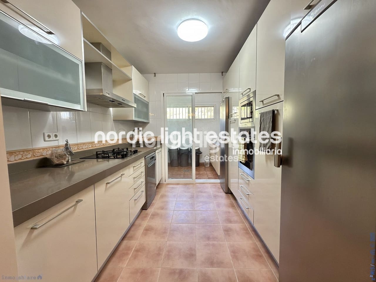 4 sypialnia Dom blizniak na sprzedaż w Chilches z garażem - 450 000 € (Ref: 8924925)