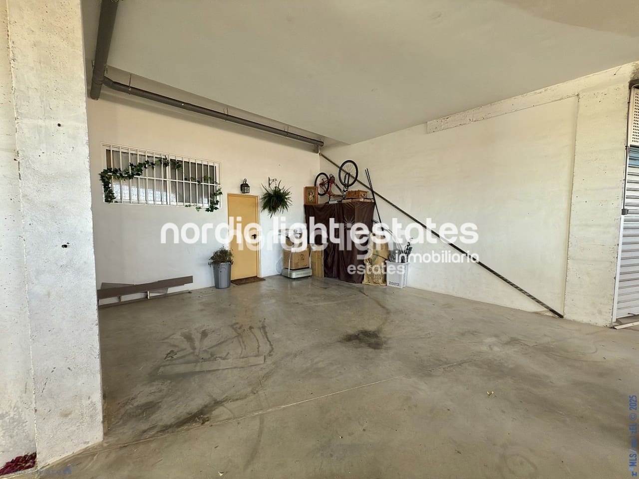 4 sypialnia Dom blizniak na sprzedaż w Chilches z garażem - 450 000 € (Ref: 8924925)