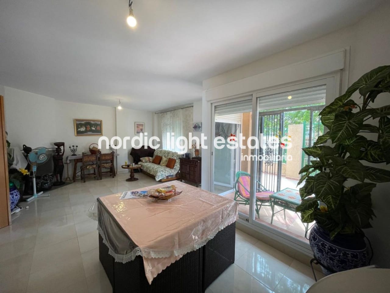 3 soveværelse Semi-Rækkehus til salg i Torre del Mar - € 414.900 (Ref: 8927151)