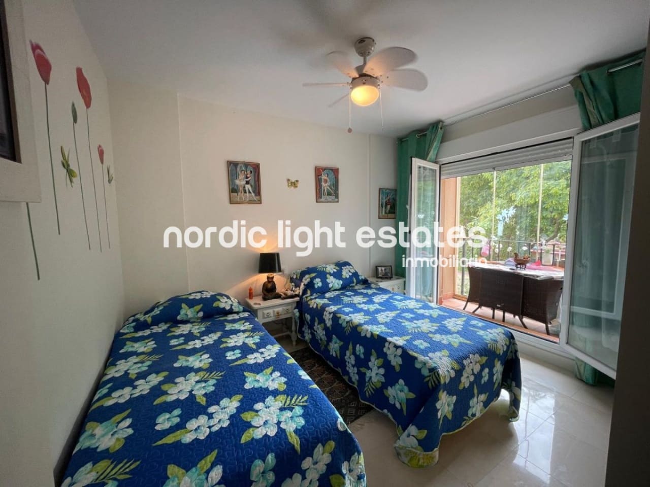 3 soveværelse Semi-Rækkehus til salg i Torre del Mar - € 414.900 (Ref: 8927151)