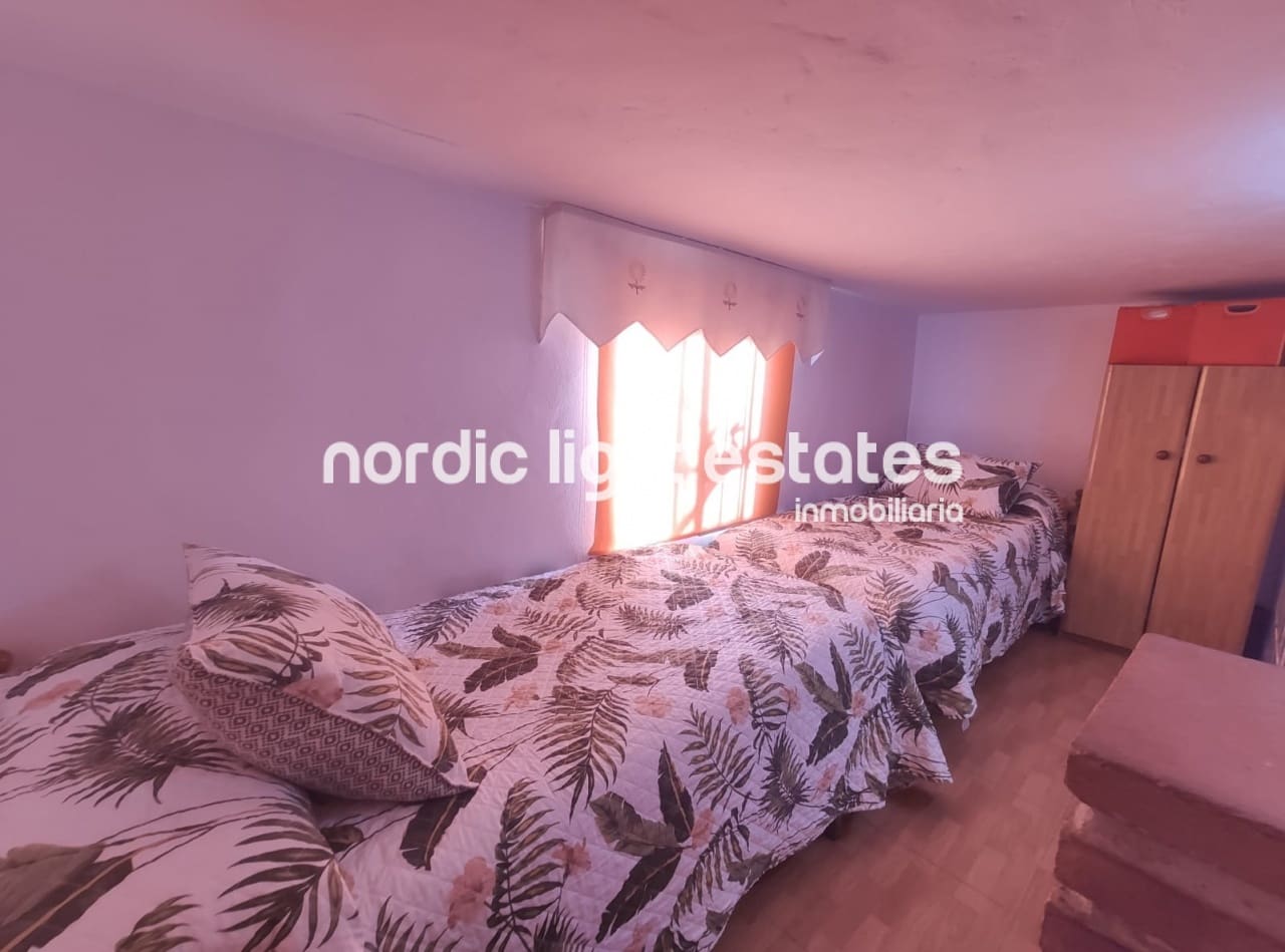 2 slaapkamer Villa te huur in Torrox met zwembad garage - € 1.200 (Ref: 8927614)