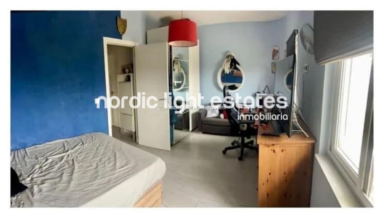 4 soveværelse Villa til salg i Benajarafe med swimmingpool garage - € 695.000 (Ref: 8933363)