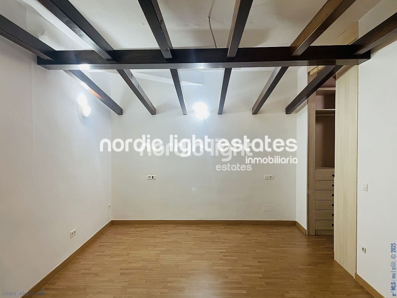 1 soverom Leilighet til salgs i Nerja med svømmebasseng - € 183 000 (Ref: 8953059)