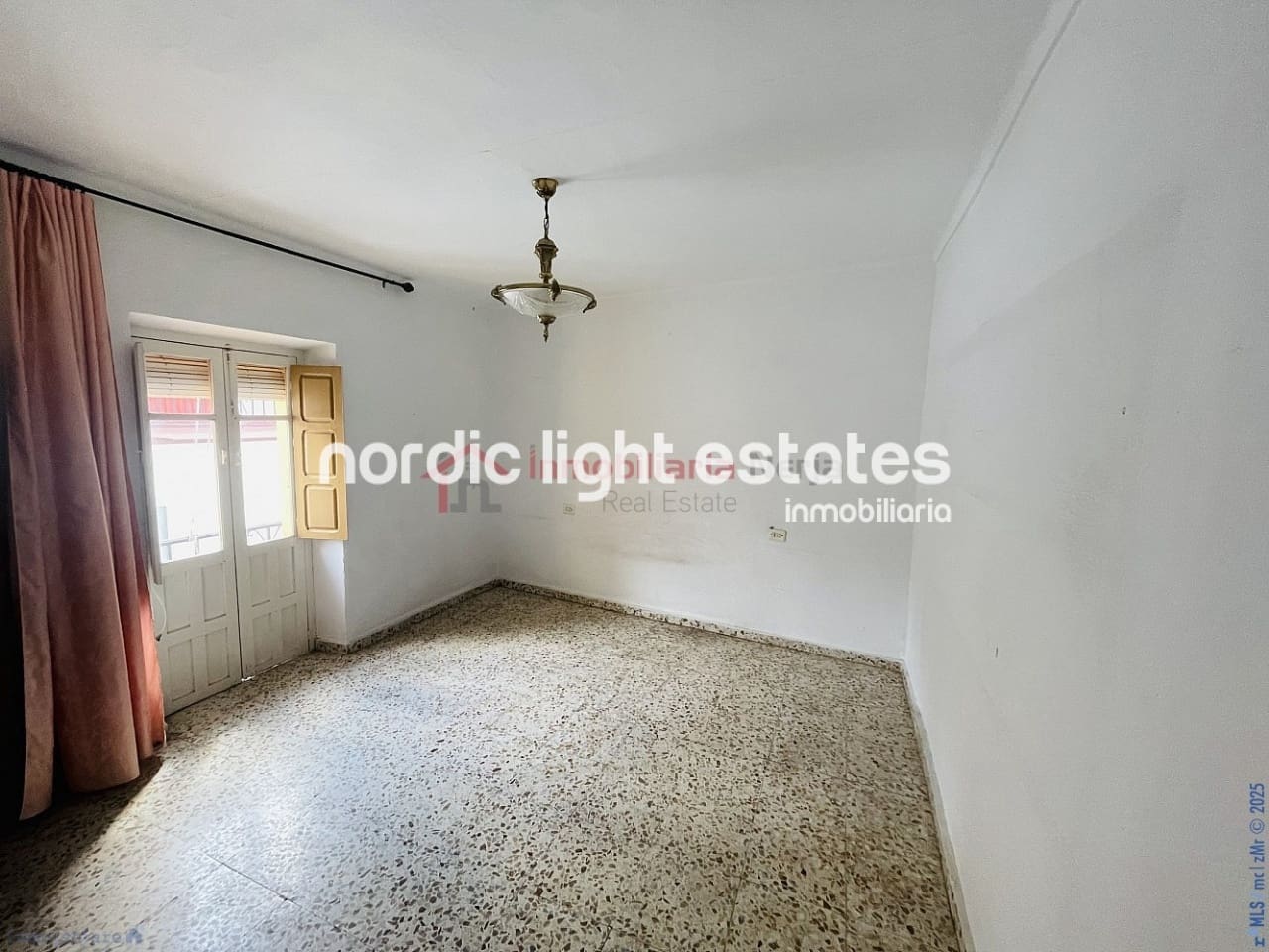 3 soveværelse Semi-Rækkehus til salg i Torrox - € 145.000 (Ref: 8983273)