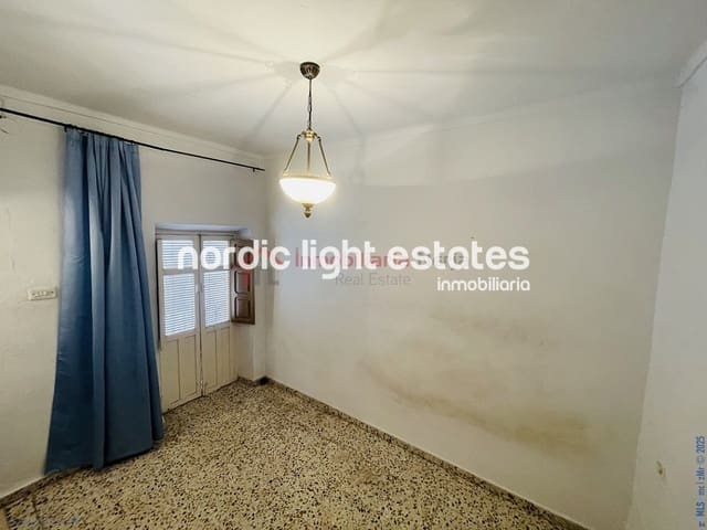 3 soveværelse Semi-Rækkehus til salg i Torrox - € 145.000 (Ref: 8983273)