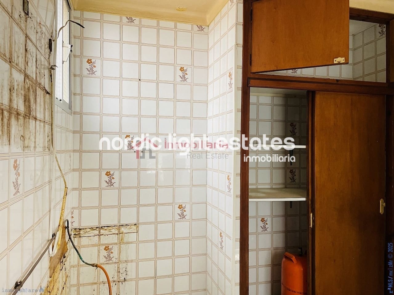 3 soveværelse Semi-Rækkehus til salg i Torrox - € 145.000 (Ref: 8983273)