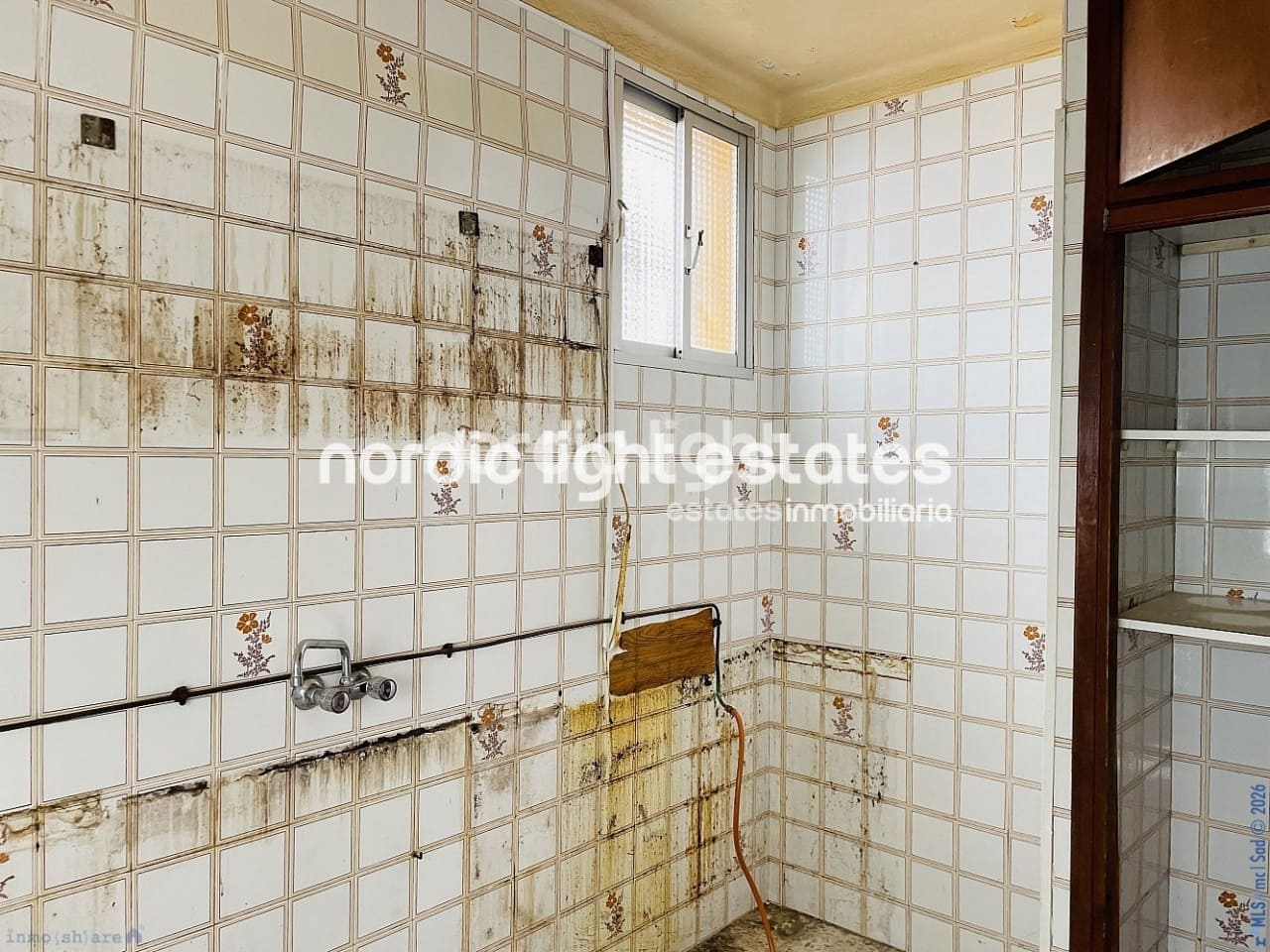 3 soveværelse Semi-Rækkehus til salg i Torrox - € 140.000 (Ref: 8983273)