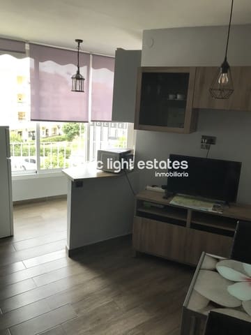 1 makuuhuone Huoneisto myytävänä paikassa Nerja mukana uima-altaan - 215 000 € (Ref: 9000506)