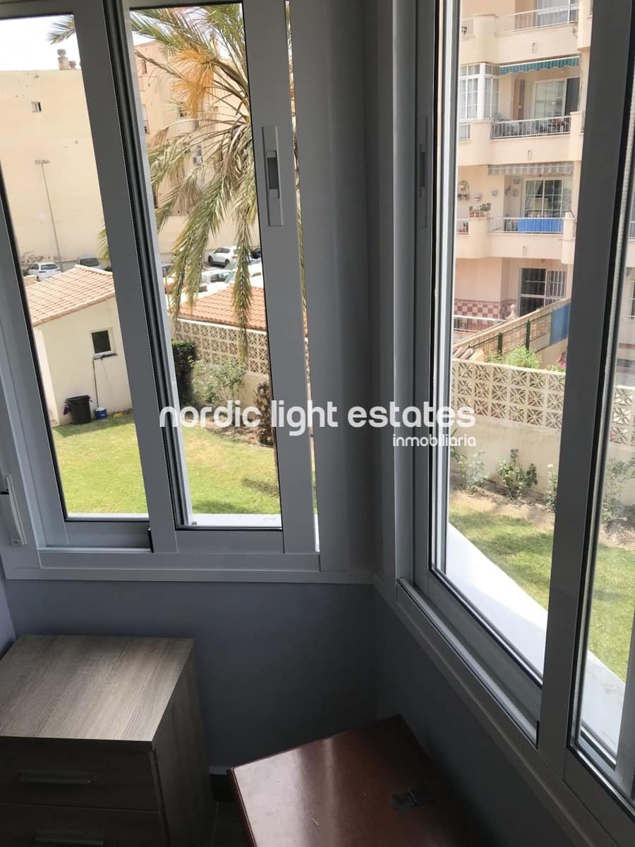 1 quarto Apartamento para venda em Nerja com piscina - 215 000 € (Ref: 9000506)