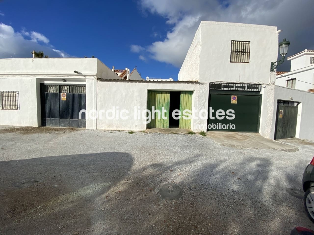 3 soveværelse Semi-Rækkehus til salg i Nerja med swimmingpool garage - € 569.000 (Ref: 9003900)