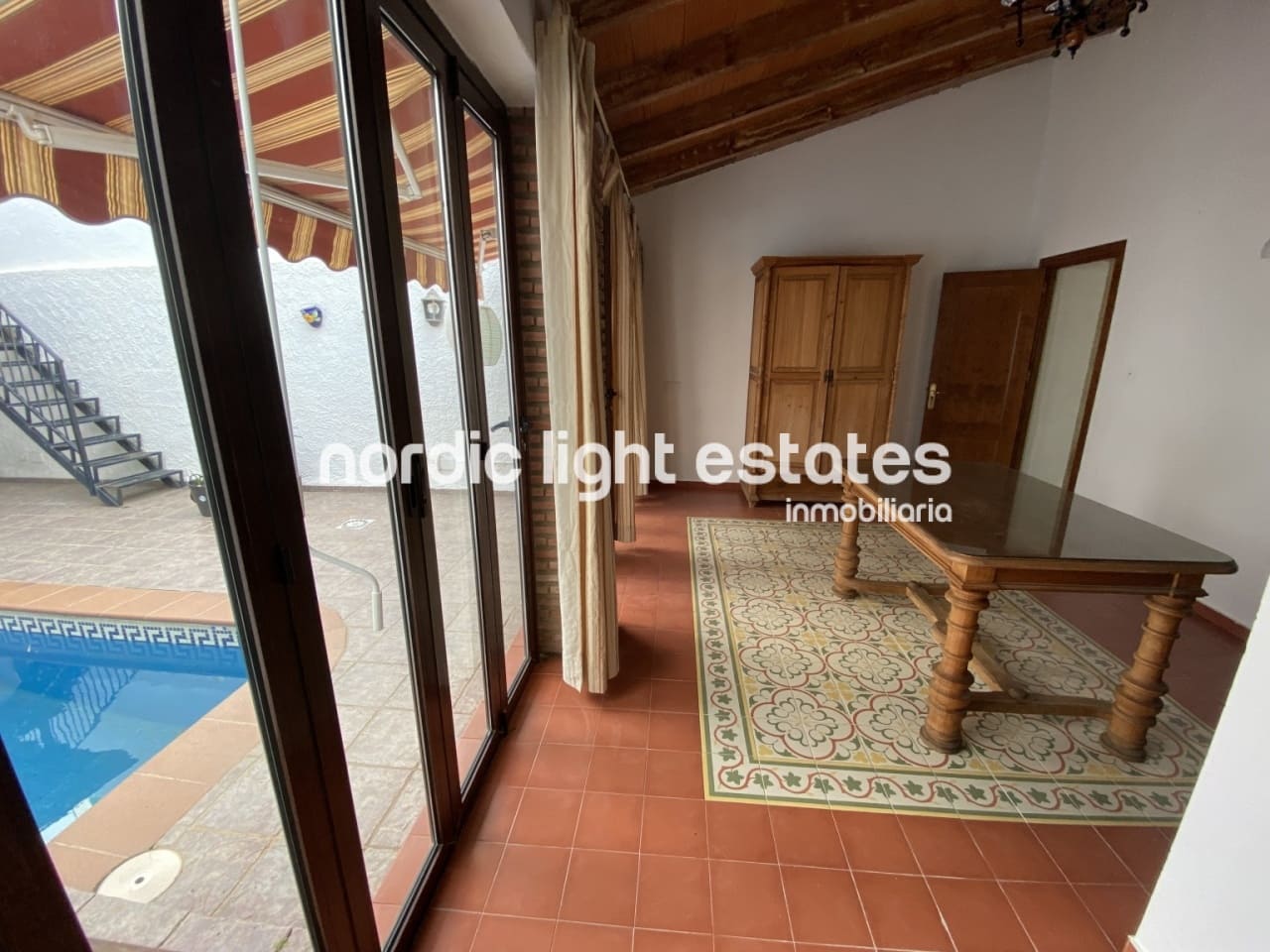 3 soveværelse Semi-Rækkehus til salg i Nerja med swimmingpool garage - € 569.000 (Ref: 9003900)