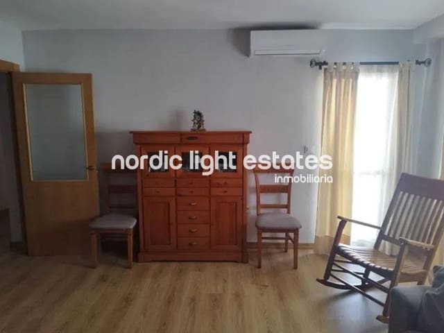 Piso de 5 habitaciones en Carretera de Cadiz, Málaga ciudad en venta - 435.000 € (Ref: 9009189)