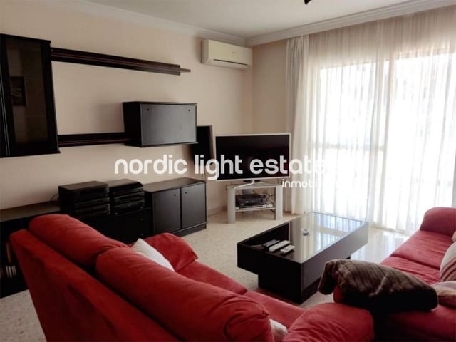 4 sypialnia Mieszkanie na sprzedaż w Torre del Mar, Vélez-Málaga z basenem garażem - 425 000 € (Ref: 9009191)