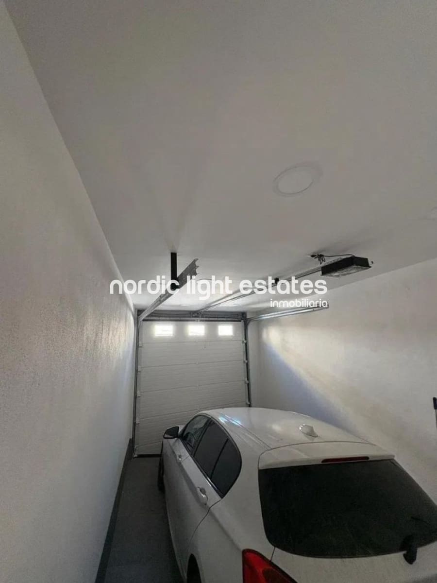 1 sypialnia Dom blizniak na sprzedaż w Miasto Malaga z garażem - 299 000 € (Ref: 9015624)