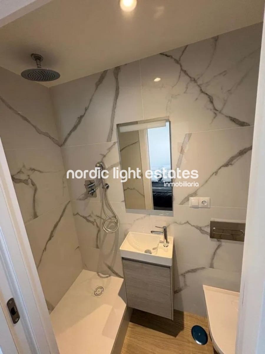 1 sypialnia Dom blizniak na sprzedaż w Miasto Malaga z garażem - 299 000 € (Ref: 9015624)