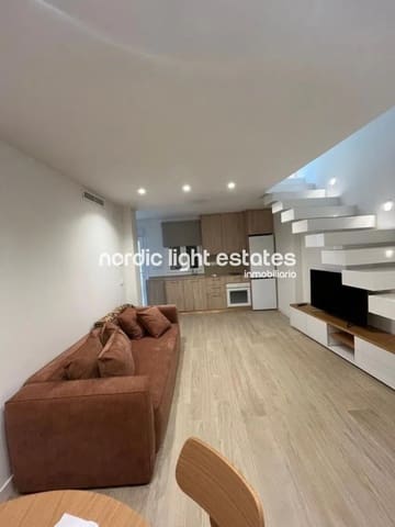 1 soveværelse Semi-Rækkehus til salg i Málaga by med garage - € 285.000 (Ref: 9015624)