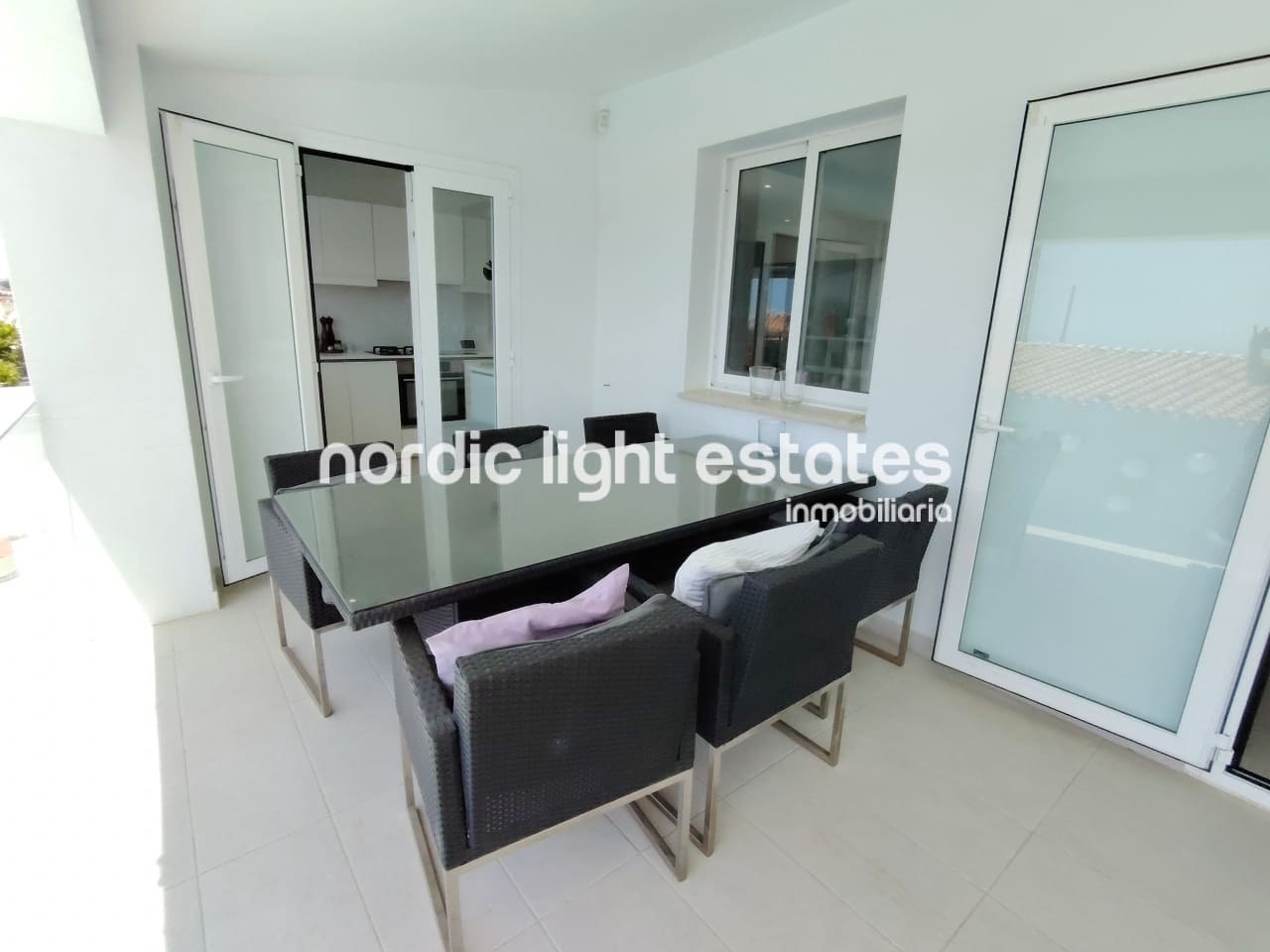 5 soverom Villa til salgs i Nerja med svømmebasseng garasje - € 950 000 (Ref: 9049777)