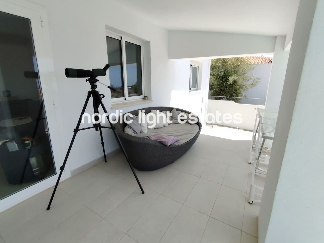 5 soverom Villa til salgs i Nerja med svømmebasseng garasje - € 950 000 (Ref: 9049777)