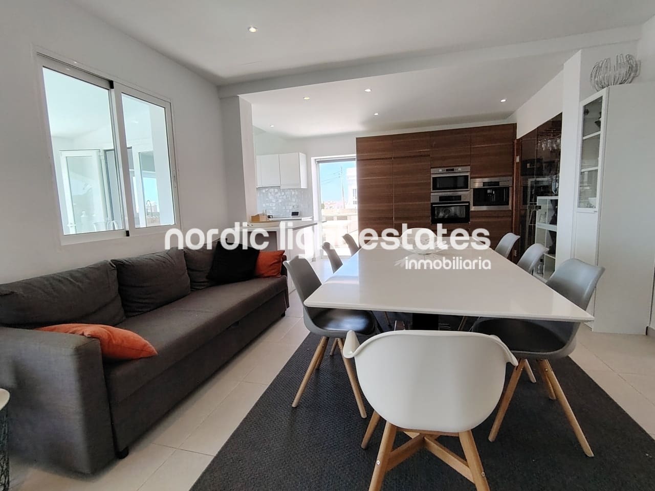 5 soverom Villa til salgs i Nerja med svømmebasseng garasje - € 950 000 (Ref: 9049777)