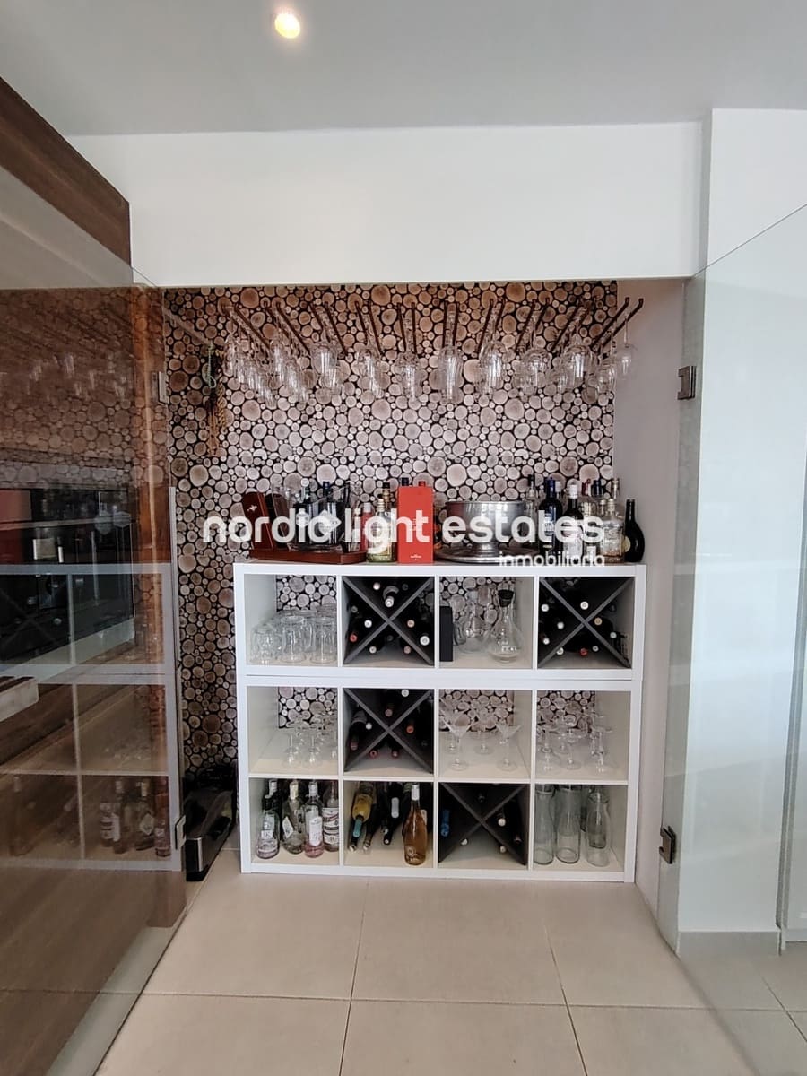 5 soverom Villa til salgs i Nerja med svømmebasseng garasje - € 950 000 (Ref: 9049777)