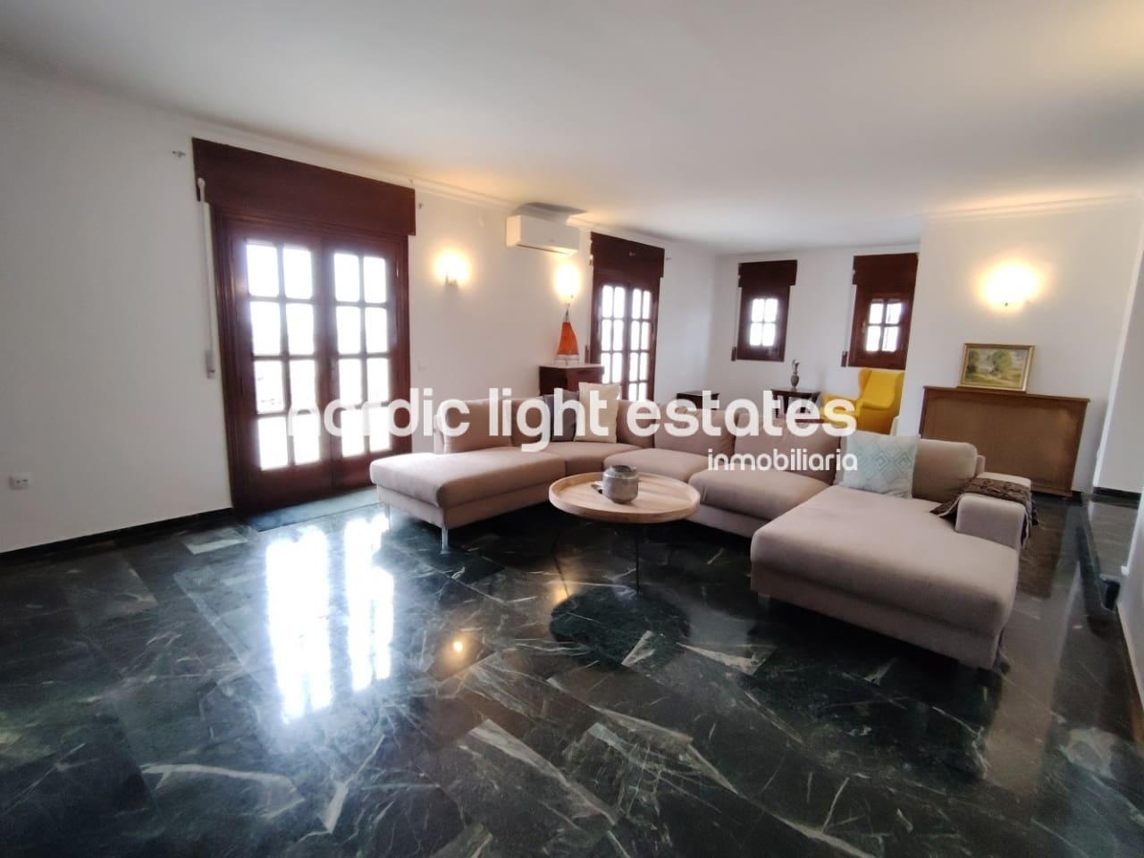 4 soveværelse Villa til salg i Nerja med swimmingpool garage - € 1.200.000 (Ref: 9049778)