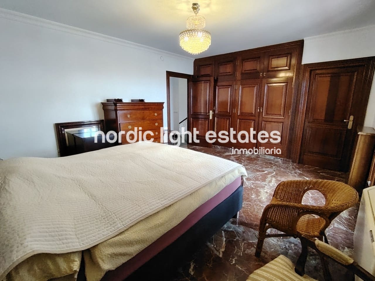 4 soveværelse Villa til salg i Nerja med swimmingpool garage - € 1.200.000 (Ref: 9049778)