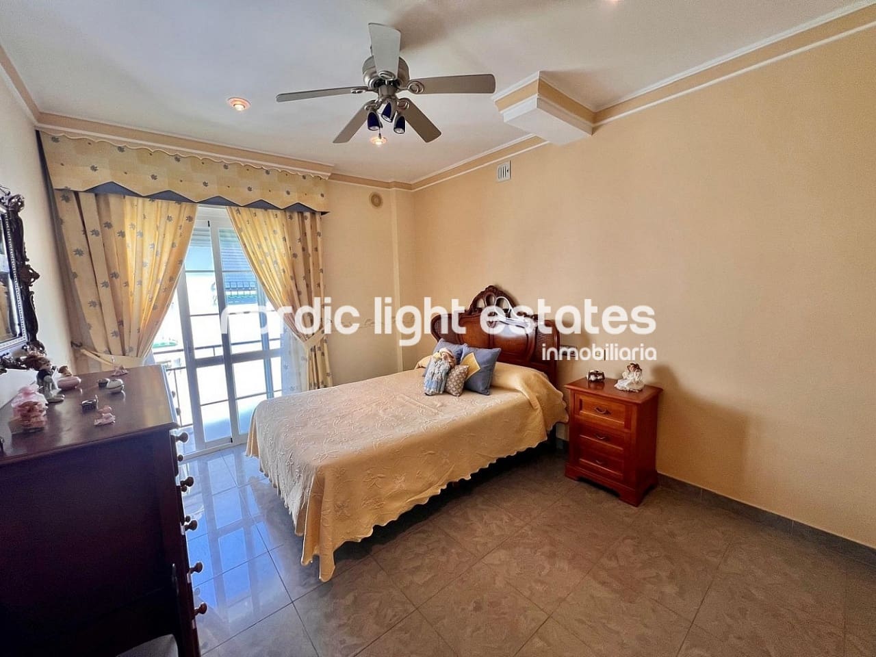 5 camera da letto Appartamento in vendita in Torrox - 240.000 € (Rif: 9061642)