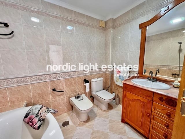 5 camera da letto Appartamento in vendita in Torrox - 240.000 € (Rif: 9061642)