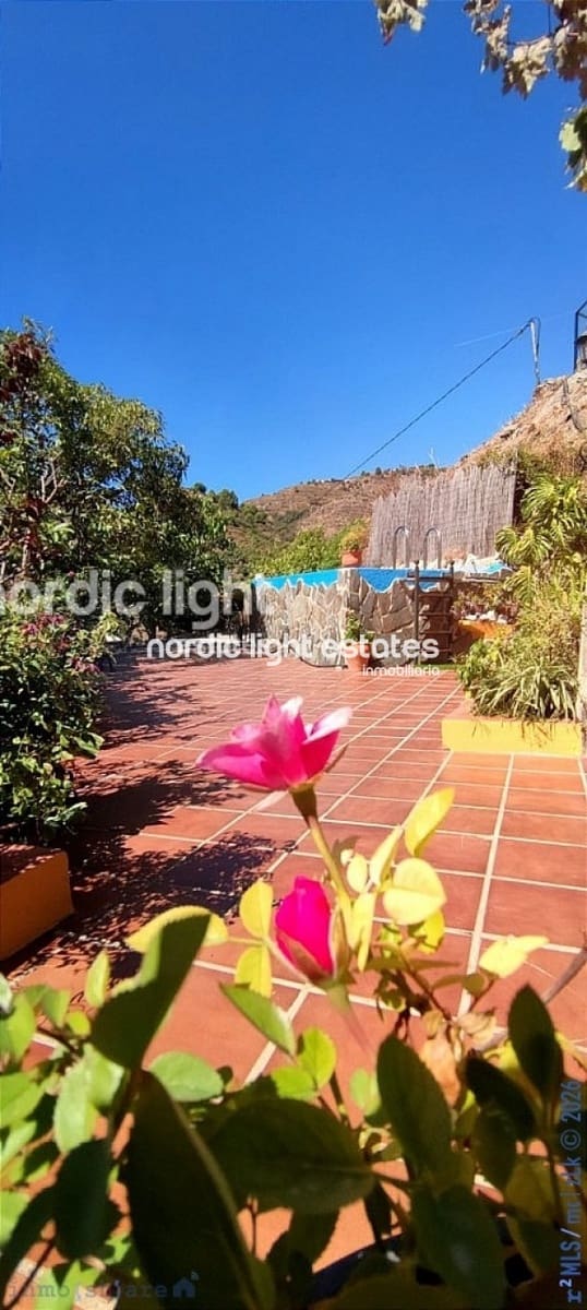 1 makuuhuone Maalaistalo myytävänä paikassa Nerja mukana uima-altaan 
autotalli - 290 000 € (Ref: 9076932)