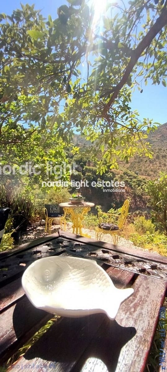 1 makuuhuone Maalaistalo myytävänä paikassa Nerja mukana uima-altaan 
autotalli - 290 000 € (Ref: 9076932)