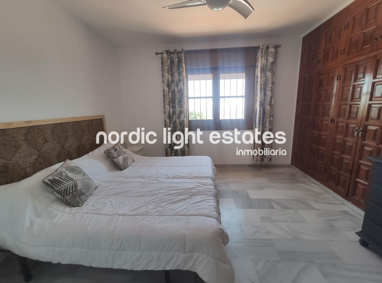 2 camera da letto Villa in vendita in Nerja con piscina garage - 650.000 € (Rif: 9099815)