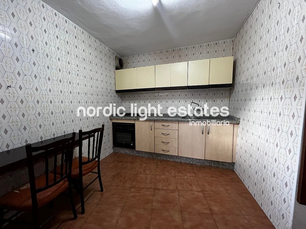 4 soveværelse Semi-Rækkehus til salg i Torrox - € 160.000 (Ref: 9127165)