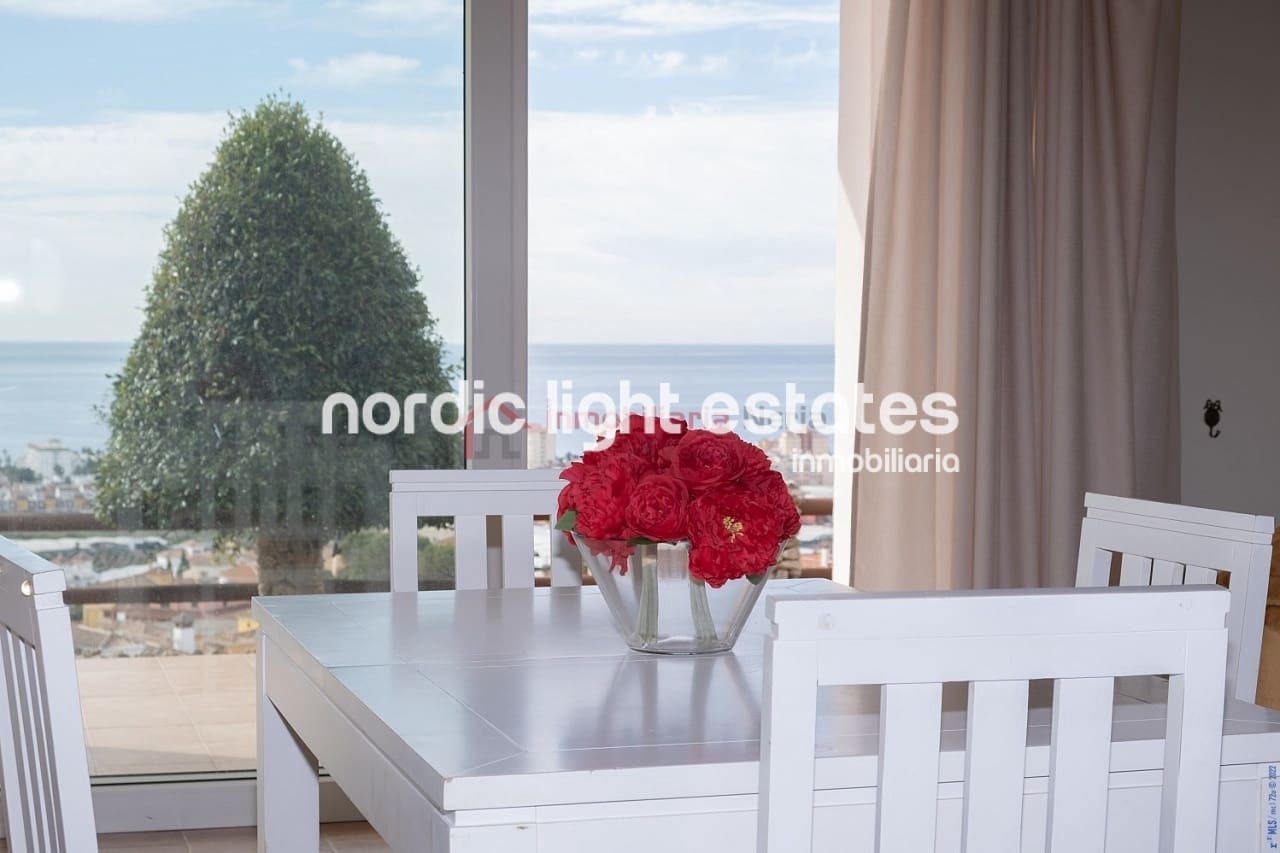 3 soverom Villa til salgs i Torrox-Costa med garasje - € 675 000 (Ref: 9127353)