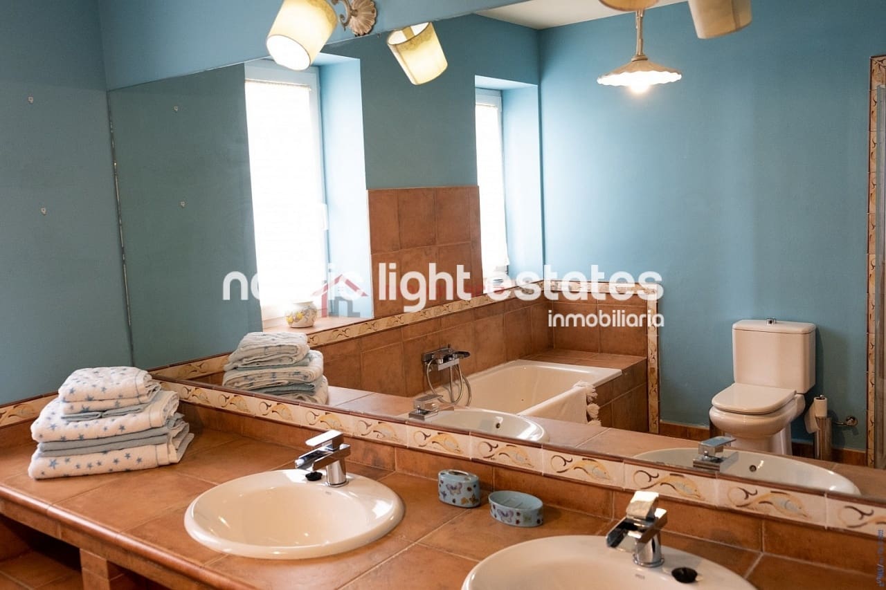 3 soverom Villa til salgs i Torrox-Costa med garasje - € 675 000 (Ref: 9127353)