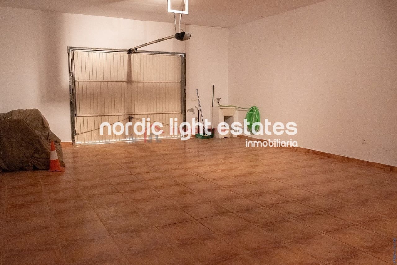 3 soverom Villa til salgs i Torrox-Costa med garasje - € 675 000 (Ref: 9127353)